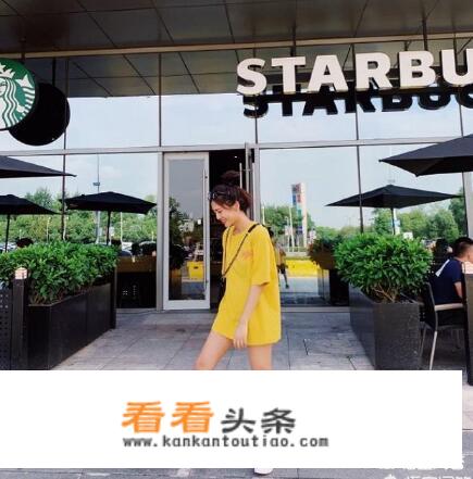 夏天出去旅游穿什么鞋比较合适呢？