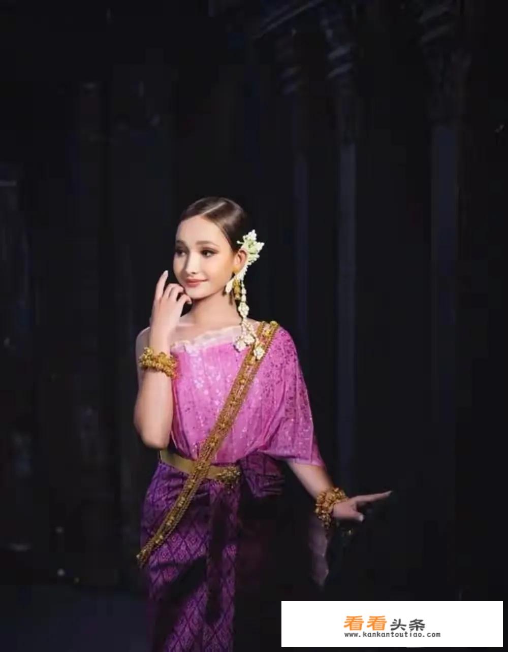 类似越南女兵档案的小说？