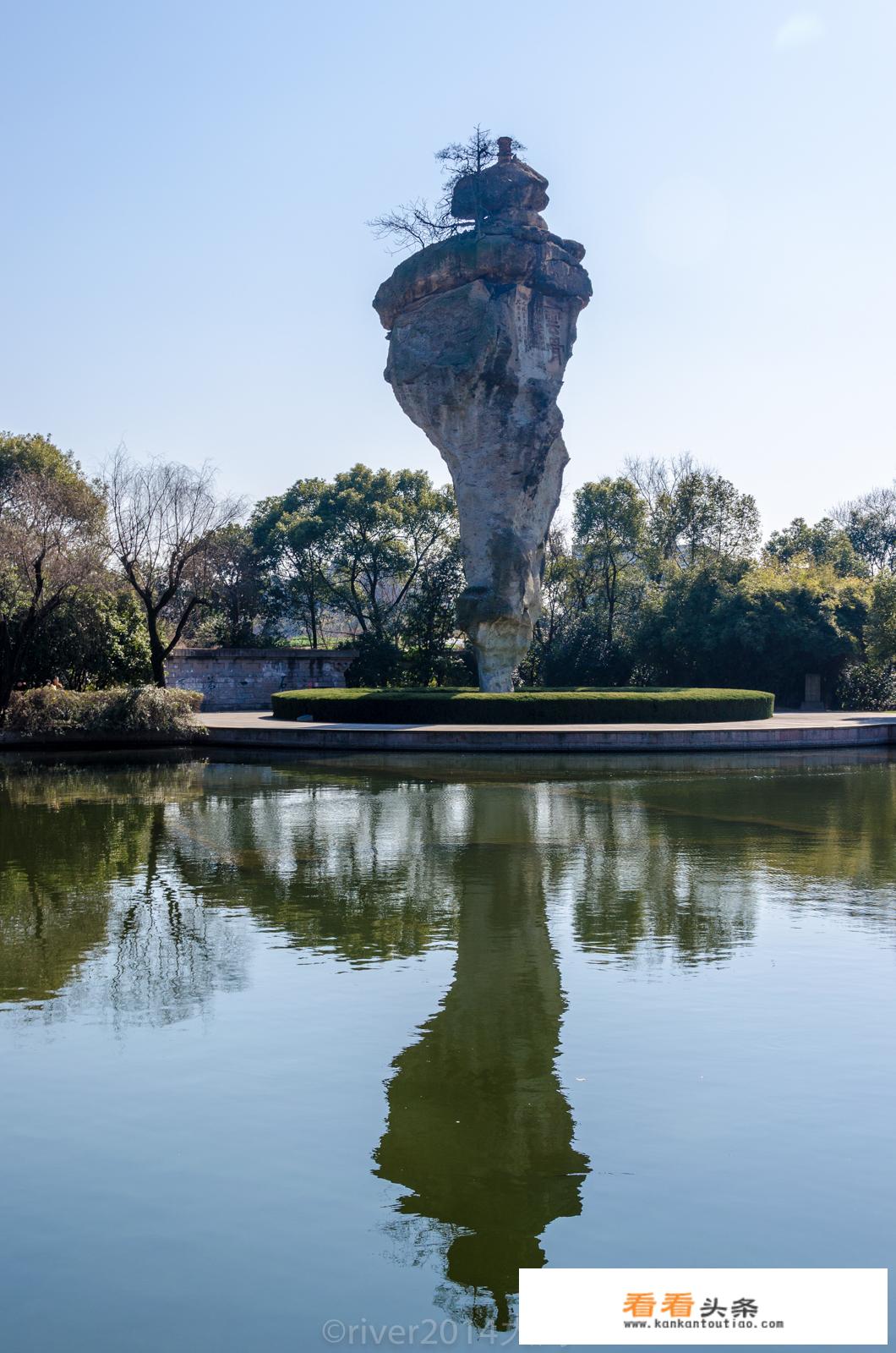 绍兴东湖和柯岩，两个选择一个，大家建议去哪里比较好？