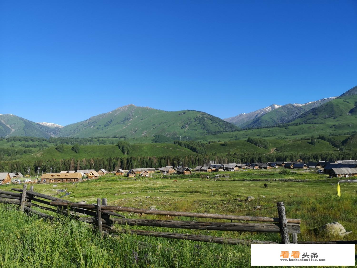 新疆10月适合短期旅游的地方？