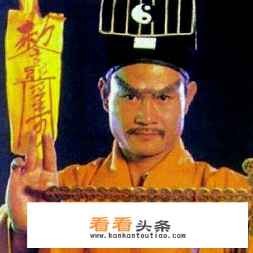 有没有穿越电影生化危机的小说？