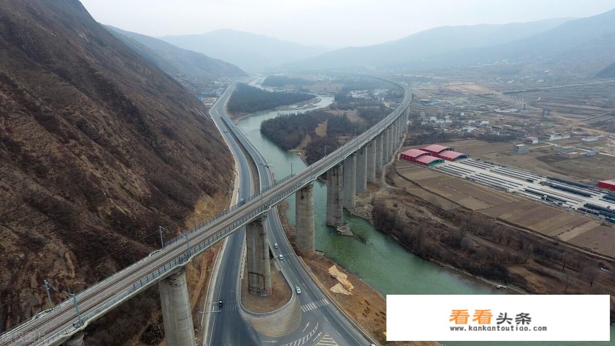 兰渝铁路全线什么时候开通运营？