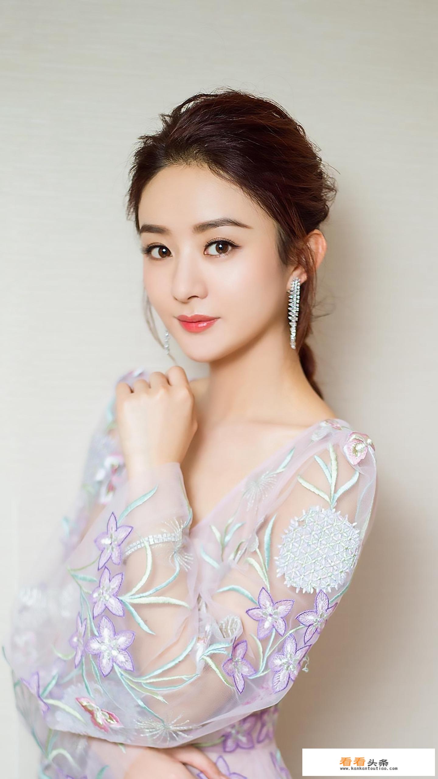 相亲认识了一个女的，花钱大手大脚还喜欢旅游，每个月都是月光族，还要必须相处吗？