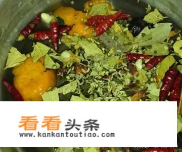 四川秘制耙鸡爪做法？
