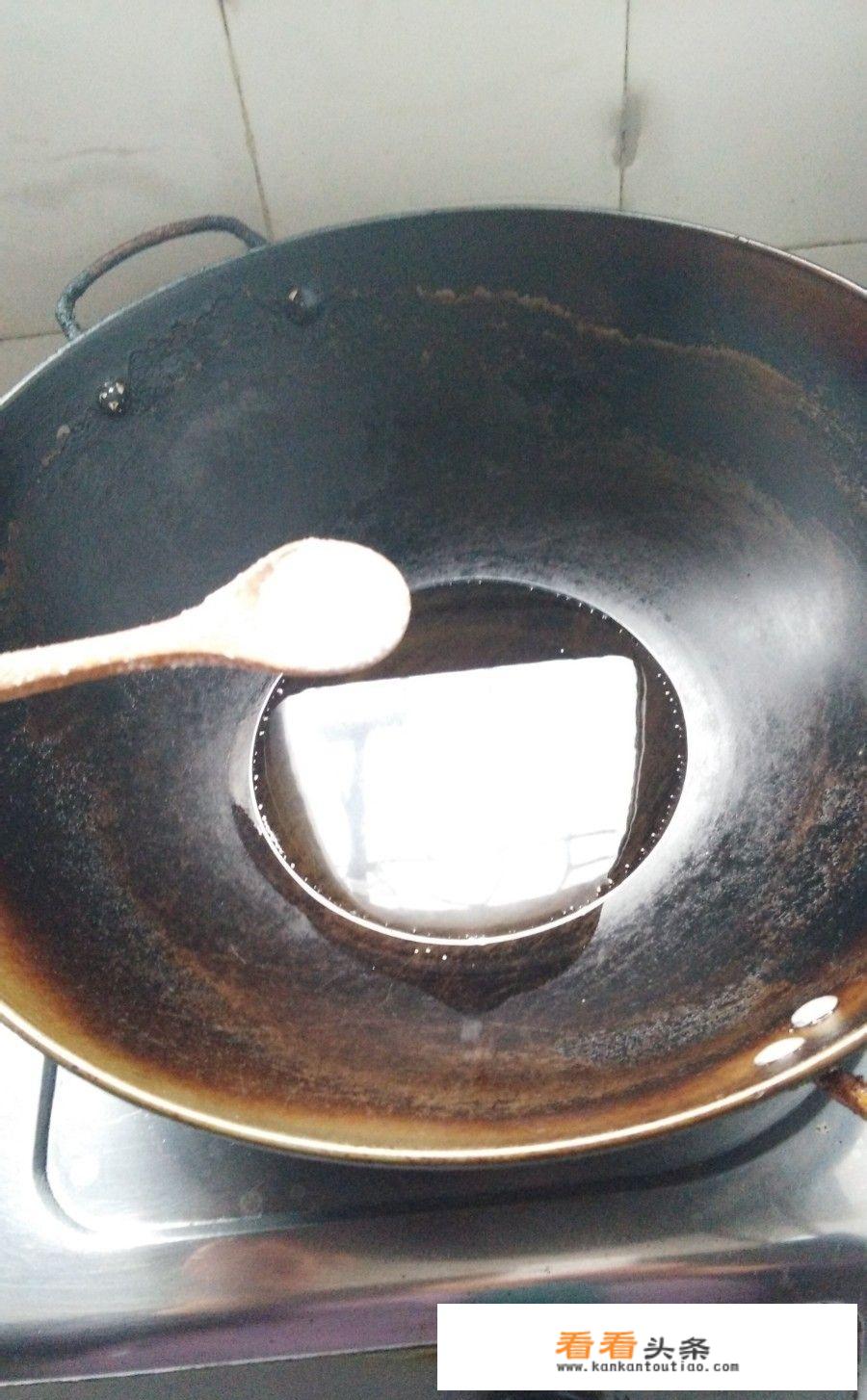 火锅底料怎么炒？
