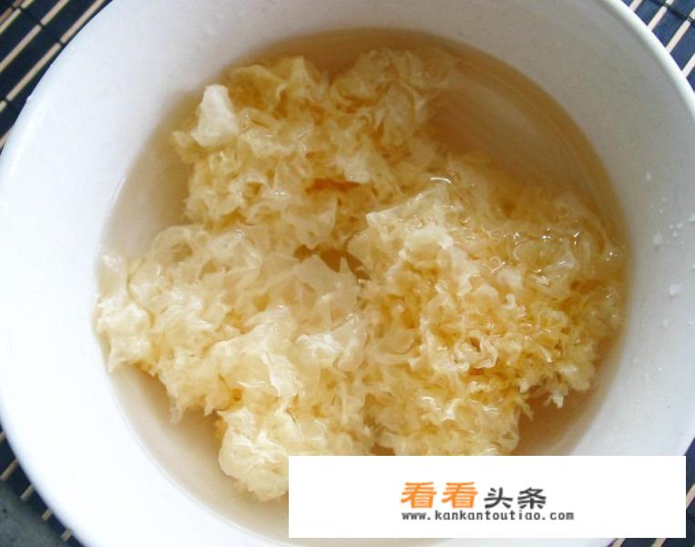 银耳和冰糖同食有什么好处？