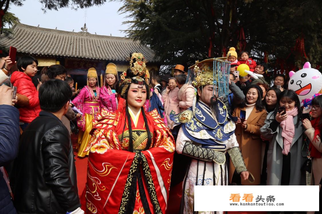 一次完整的旅游活动应该具备哪些因素和条件？