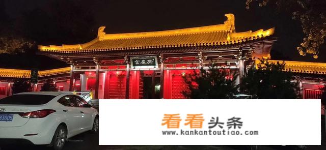 出去旅游要带什么必备品？