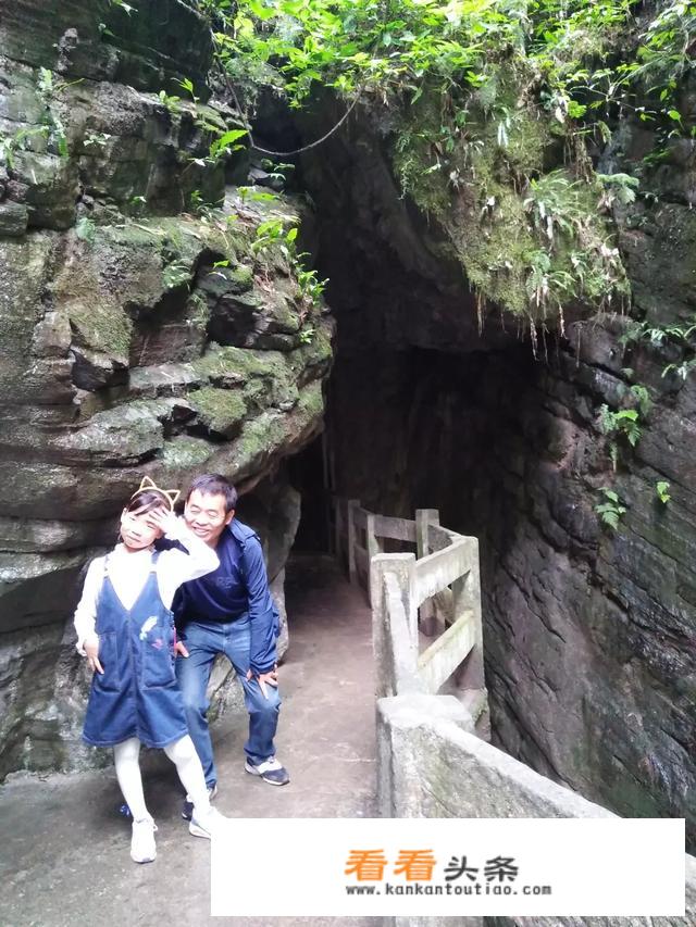 请问到重庆旅游消费贵吗？