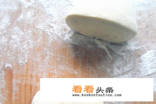 初学者——怎样擀饺子皮？包水饺？