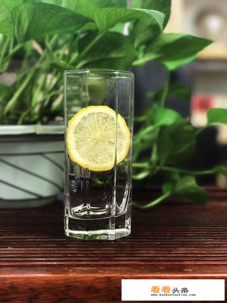 奶茶店柠檬水 ***  *** 