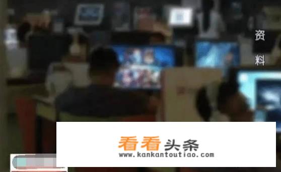 玩游戏认识的一个男网友，天天等我一起打游戏，对他有好感，但他从来