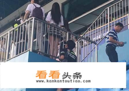 女子在更衣室全程被拍，清清楚楚？女生应该注意什么