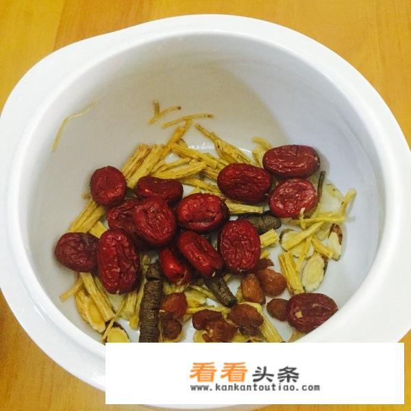 乌鸡怎么炖有营养