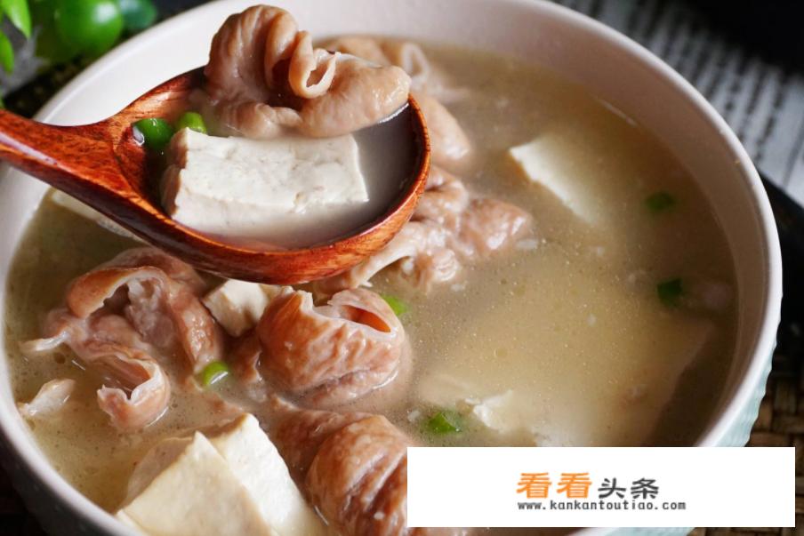 肥肠炖豆腐的家常做法是什么