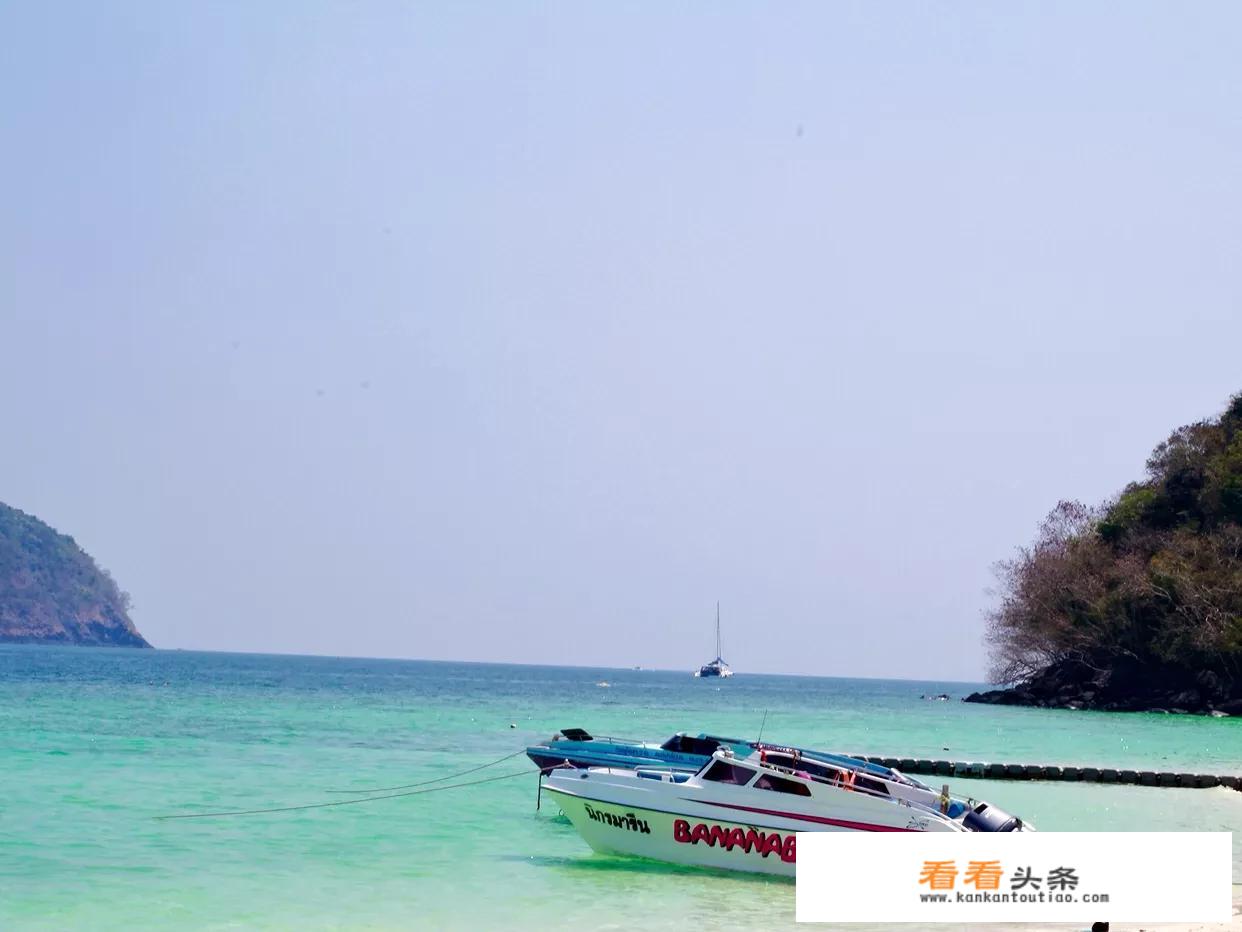 为什么在中国的海滩上面都没有人穿比基尼？外国的海滩上几乎女孩子都穿比基尼呢