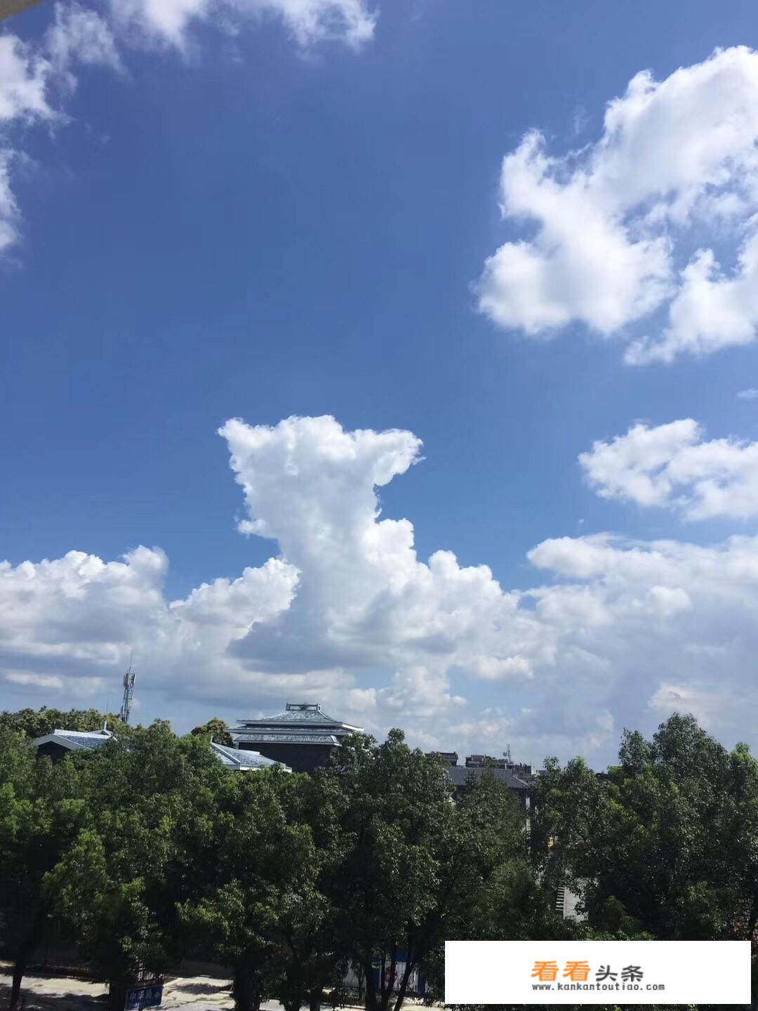 9月初适合去桂林吗？好担心雨水多不好看，想看青山绿水