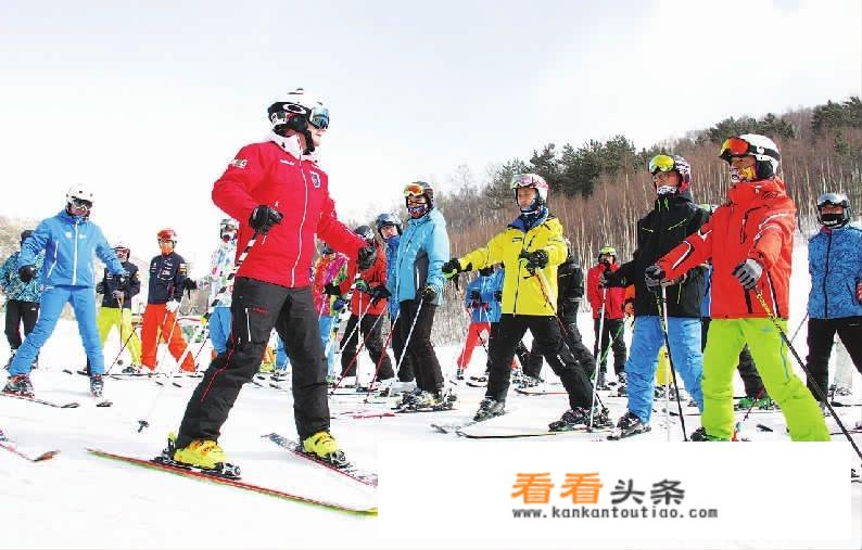 滑雪教练很贵吗