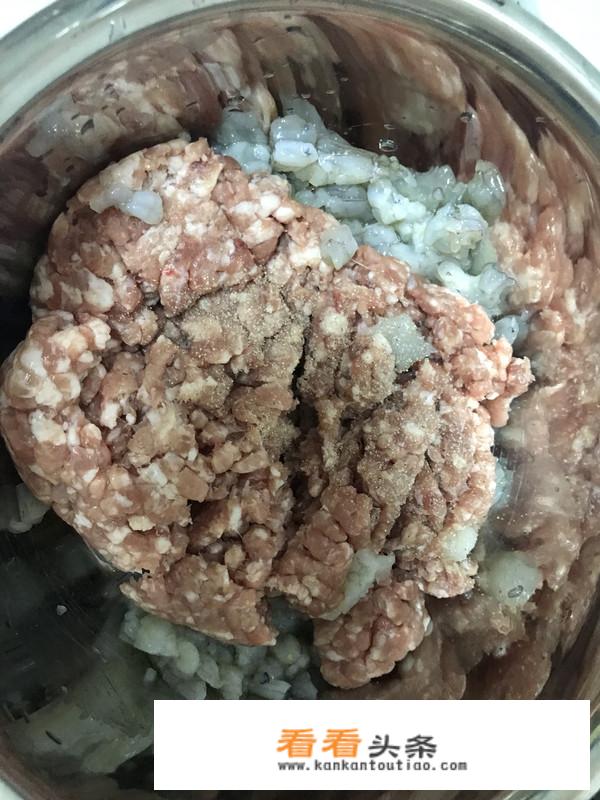 瘦肉和虾仁剁了放在一起可以包饺子吗？味道怎么样