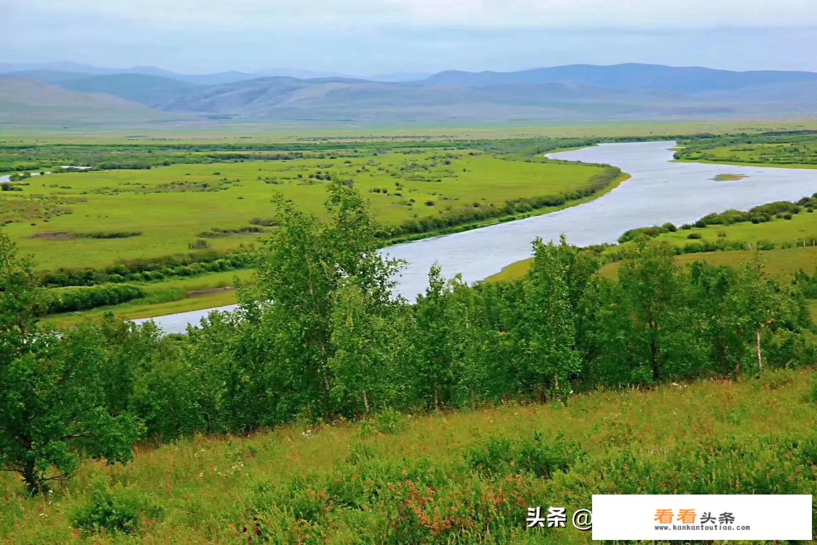各位朋友们，大家推荐去哪里旅游？在哪个地方好玩？请回答这个问题