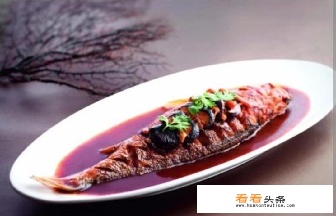 酱焖鲤鱼怎么做的