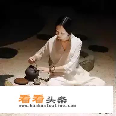 头条上，回答问题和提问有什么作用么