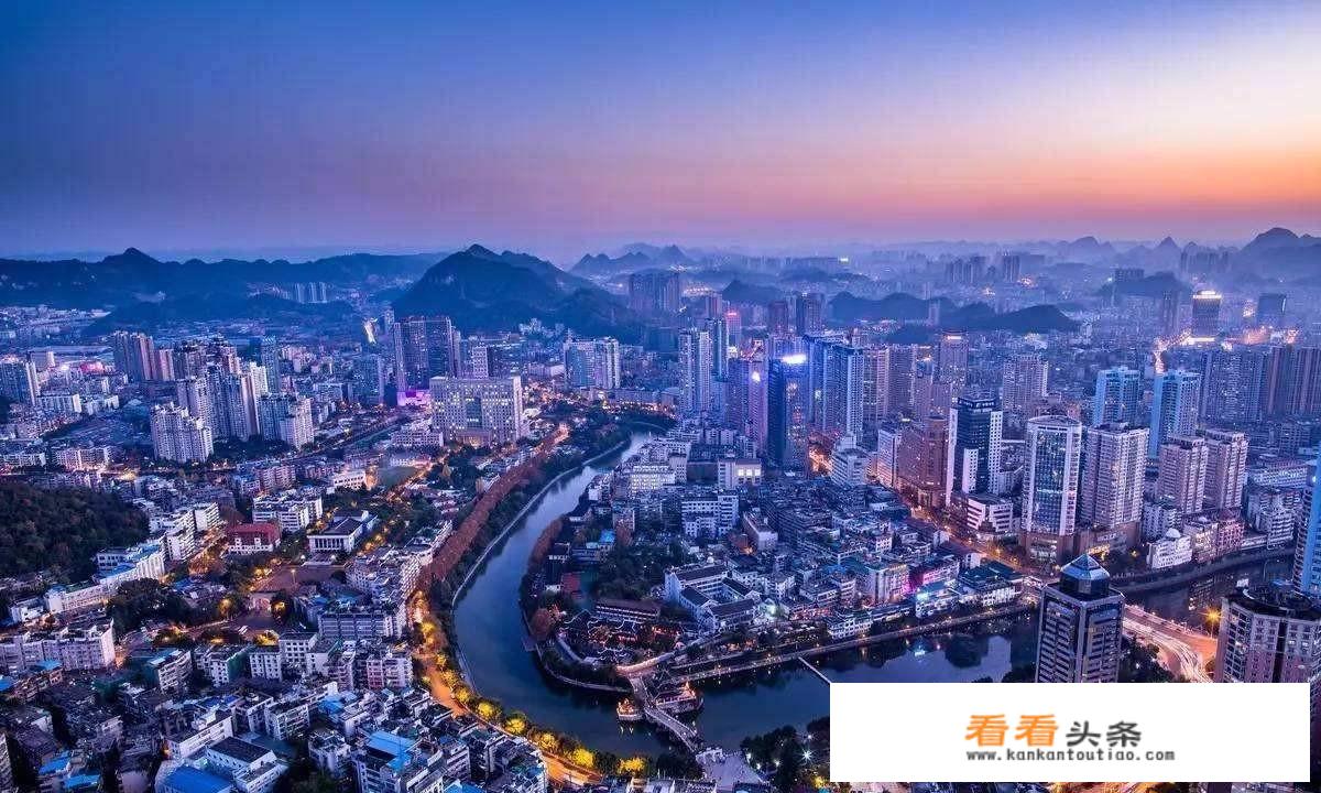 夏天旅游三天适合去的地方