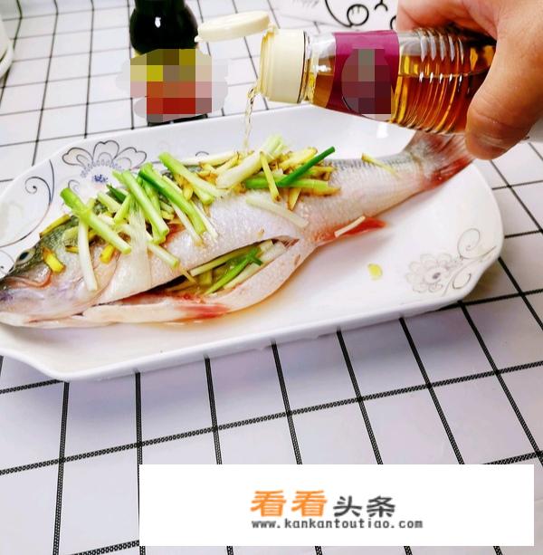 蒸鲈鱼怎么做