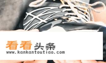 运动鞋表面破皮了怎么修补
