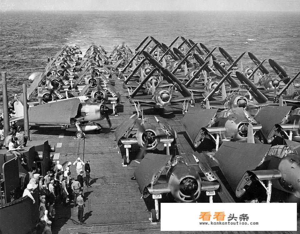 F4U海盗、F6F地狱猫、P47雷电、P51野马，哪款战斗机当属二战美军最强