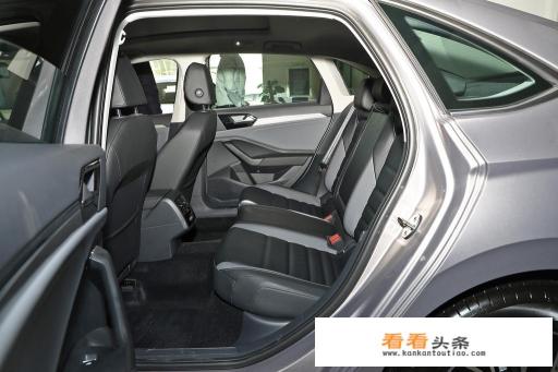15万以内的油电混合车
