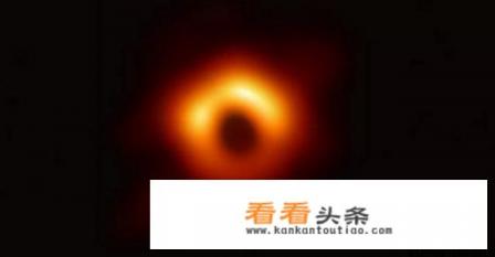 黑洞照片一出来就被玩家P成蜂窝煤，LOL官方更是说游戏里早就有了，对此你怎么看