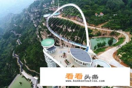 淄博新增一座悬空玻璃吊桥，免门票、免费玩！你敢来挑战吗