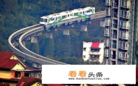 请问自驾游从重庆到成都的油费和过路费一共需要多少钱