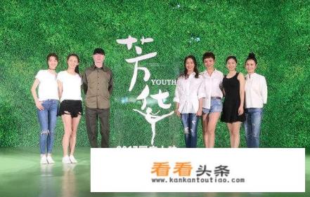 电影《芳华》近日热映，引起很多人父母一代的青春回忆，近年很多怀旧类型的电影大受欢迎，有哪些原因呢