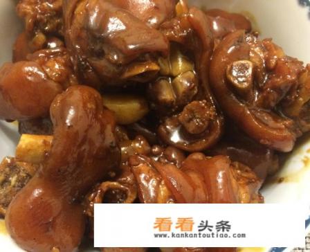 红烧猪蹄家常做法加什么配菜