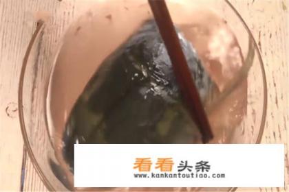炖鱼头怎么做