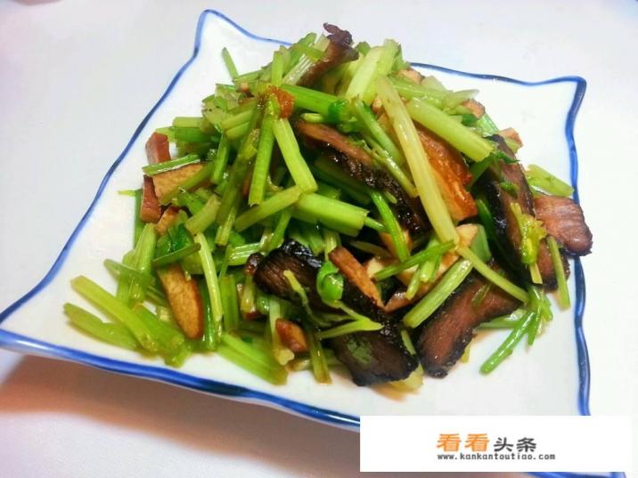 怎样做芹菜香干炒肉
