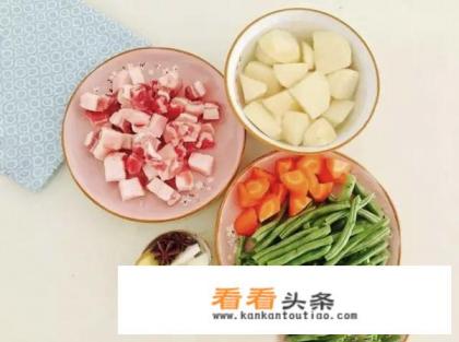 土豆炖豆角五花肉的家常做法