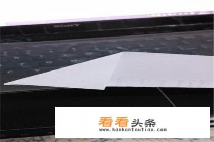 如何折小时候的摔地上的纸牌 如何折小时候的摔地上的纸牌