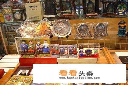 跟团旅游，对于导游的二次消费（购物和自费）你怎么看