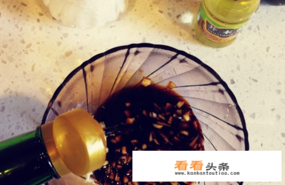 芥末木耳汁怎么调 芥末木耳汁怎么调