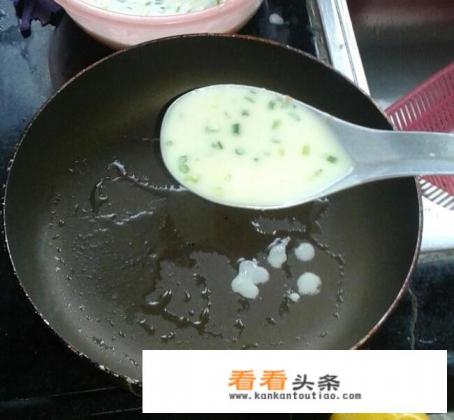 稀面糊饼的家常做法 稀面糊饼的家常做法