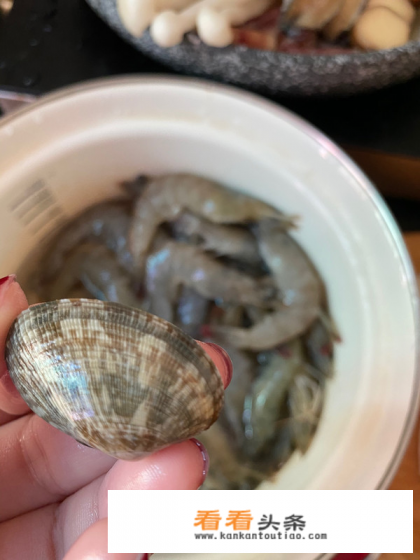 麻辣香锅是怎么做的 麻辣香锅是怎么做的