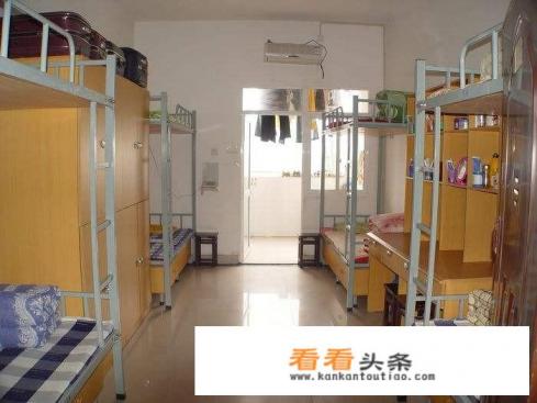 寝室的室友只知道玩游戏我该怎么办 寝室的室友只知道玩游戏我该怎么办