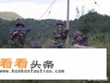 一部逃亡类的电影,里面讲述很多人生活在一个类似于真实世界的假世界里,里面会下雨打雷,唯独没有太阳 一部逃亡类的电影,里面讲述很多人生活在一个类似于真实世界的假世界里,里面会下雨打雷,唯独没有太阳