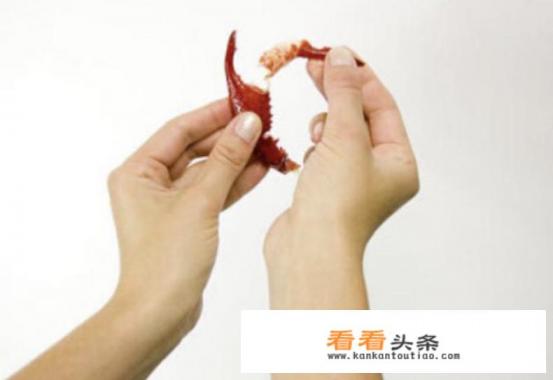 龙虾怎么剥壳的小妙招 龙虾怎么剥壳的小妙招