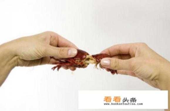 龙虾怎么剥壳的小妙招 龙虾怎么剥壳的小妙招