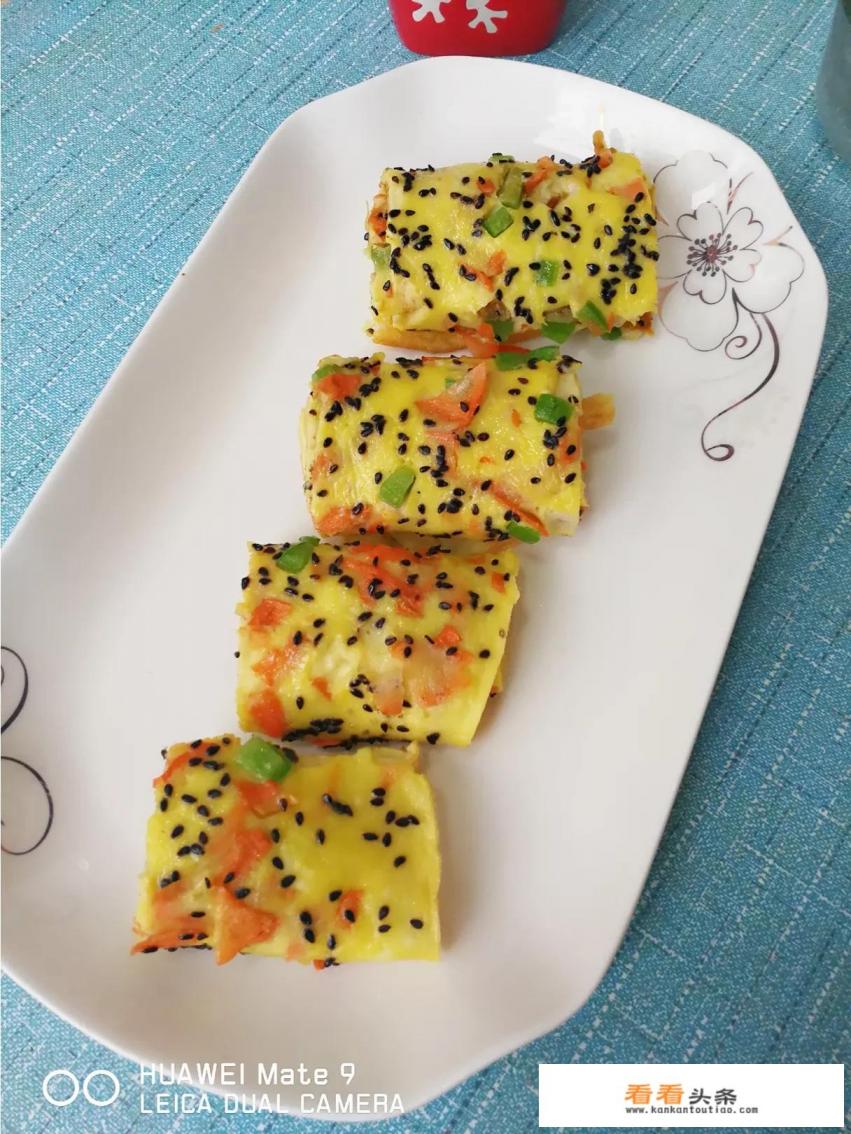 鸡蛋饼,黄瓜鸡蛋饼、洋葱鸡蛋饼和鸡蛋卷是怎么烹饪的 鸡蛋饼,黄瓜鸡蛋饼、洋葱鸡蛋饼和鸡蛋卷是怎么烹饪的