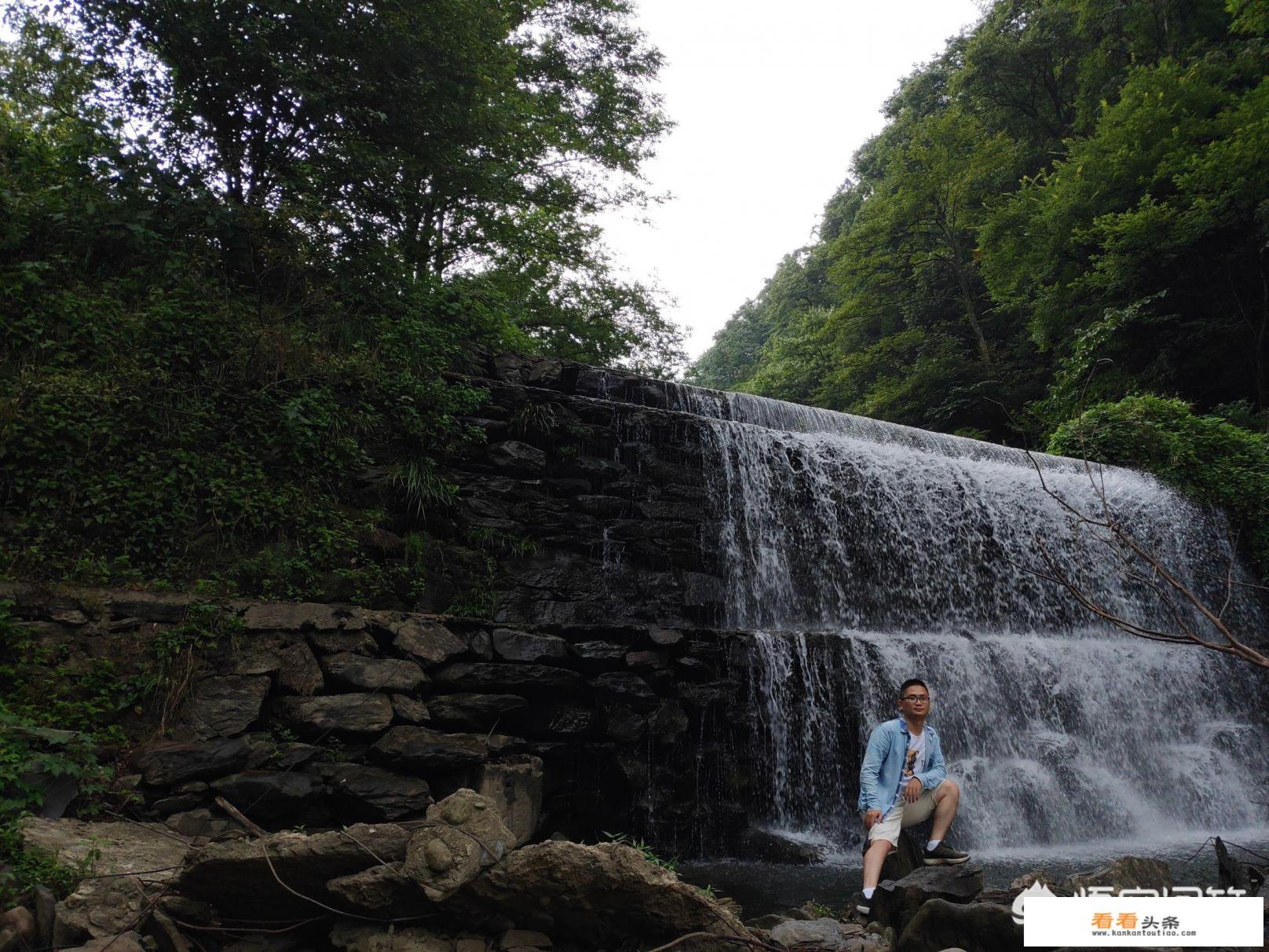 去庐山爬山穿什么衣服